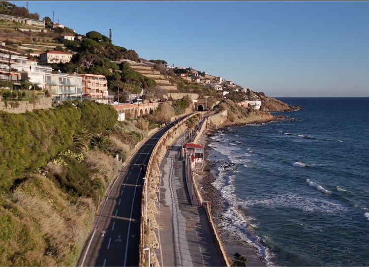La Liguria trionfa agli Oscar del Cicloturismo 2025: la Cycling Riviera sul podio più alto